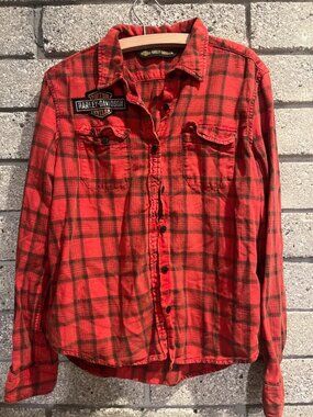 Harley-Davidson Red Plaid Button-Up Flannel Shirt With Logo Patches Size M